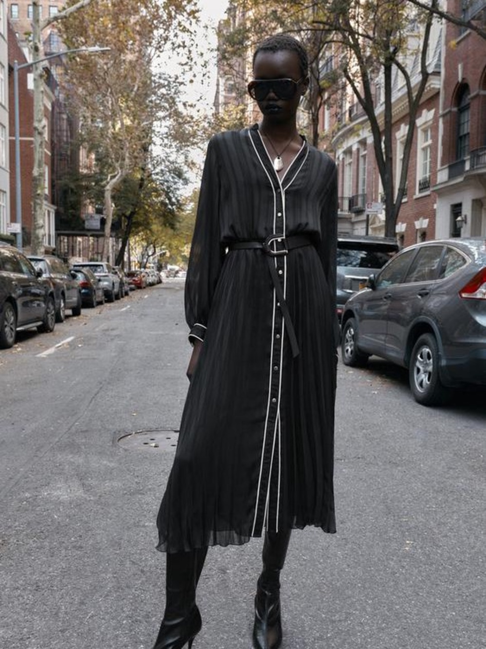Zara Contrast piping belted pleated midi dress